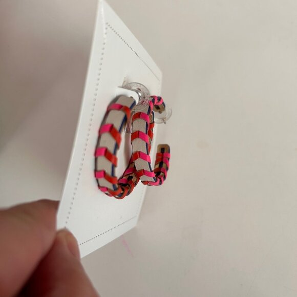 BNIB Stella & Dot Whipstitch Leather Braided Hoop Earrings - Picture 4 of 9